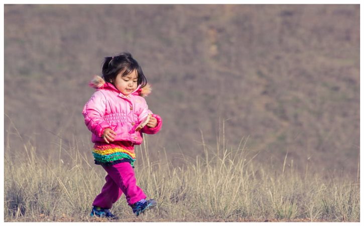 妹妹不愿意回家照顾我，病在床上听怎么办？ 和妹妹一起打工