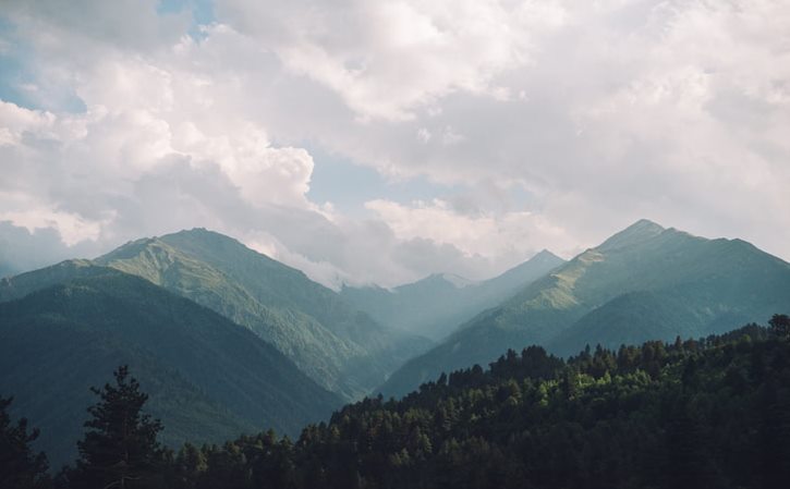 老年人出门旅游 老人走不动怎么旅游